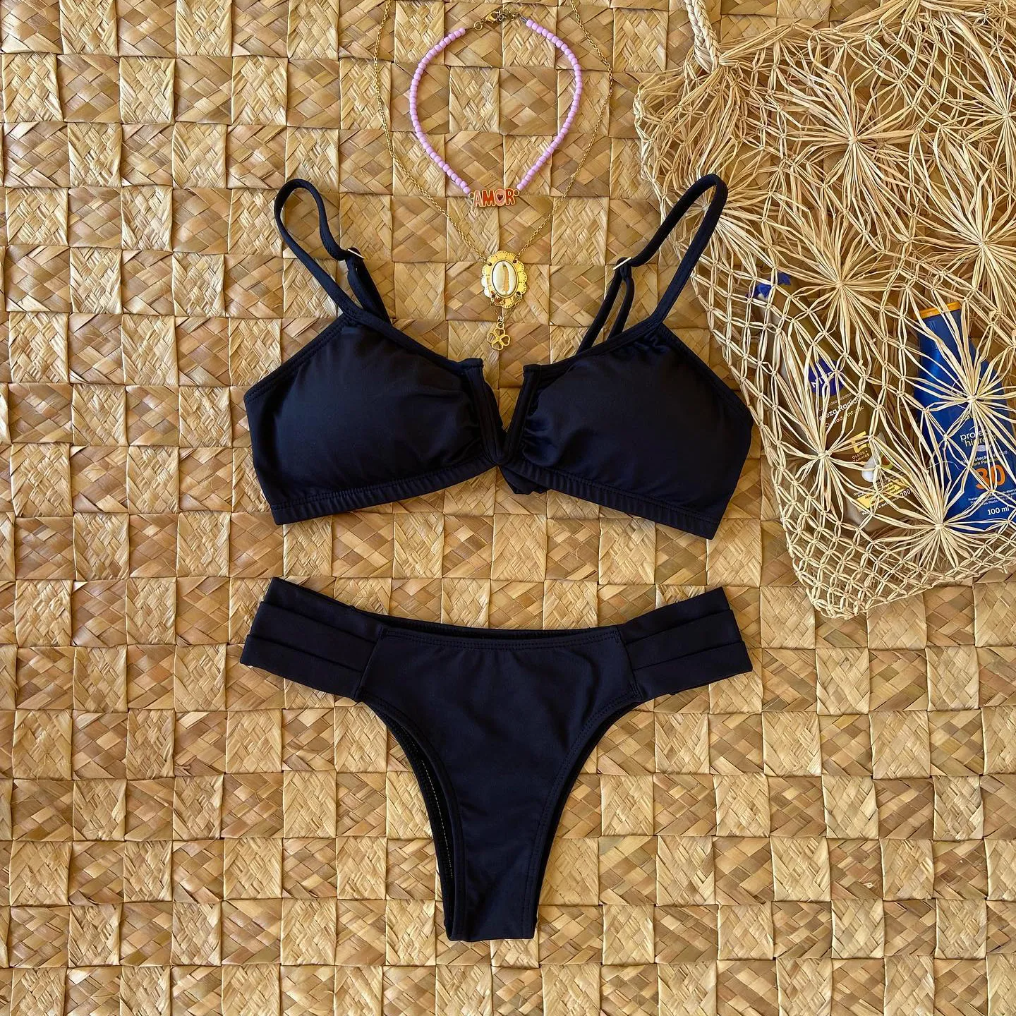 Fashion solid color two-piece bikini swimsuit