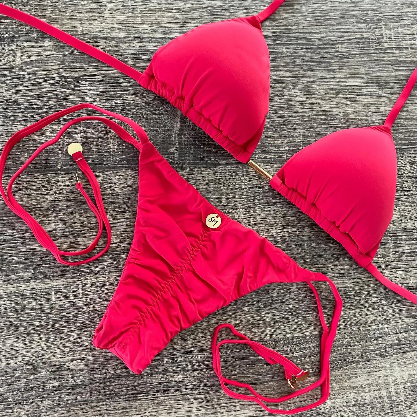 Strappy Solid Color Sexy Split Bikini